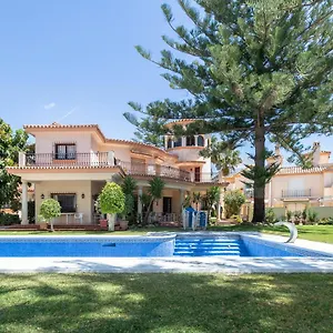 https://belgravia-beach-house.es-andalucia.com
