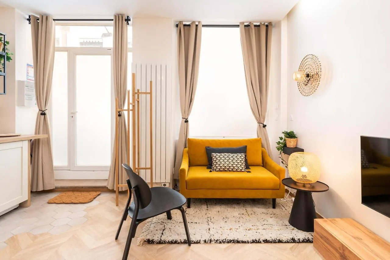 Les Cocon Des Pentes De La Soie Apartment Lyon 0*,  France