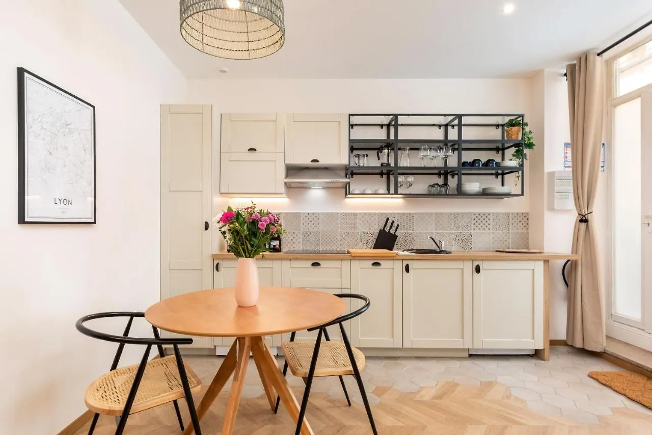 Les Cocon Des Pentes De La Soie Apartment Lyon