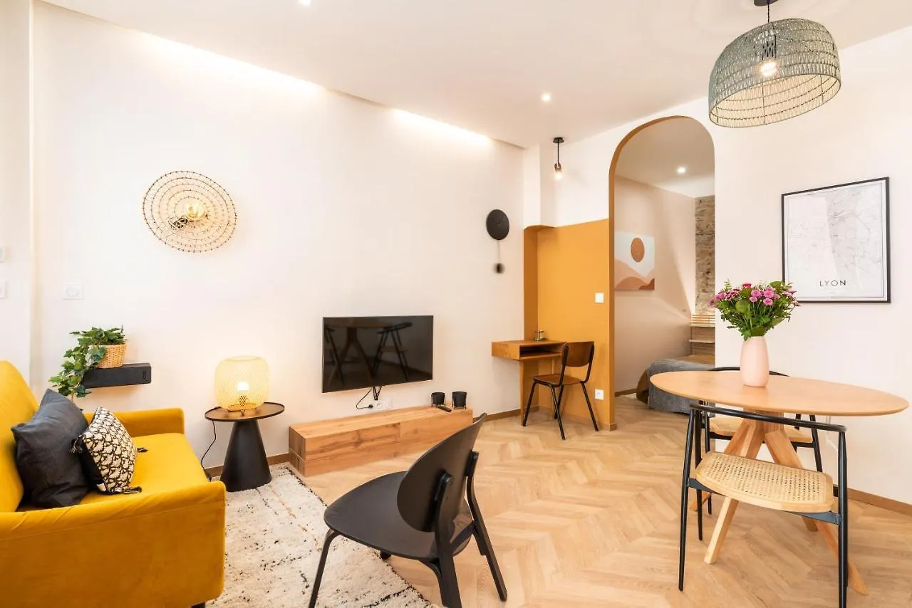 Les Cocon Des Pentes De La Soie Apartment Lyon